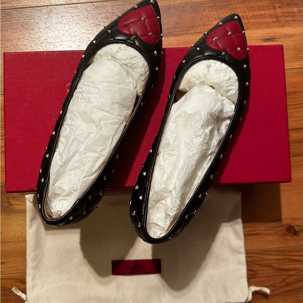 Valentino Garavani - size 6